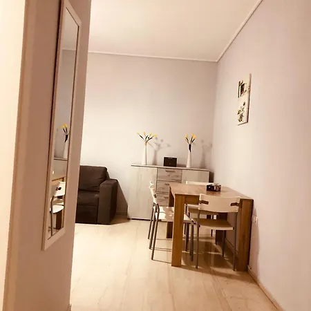 Apartment Comfortable In *
